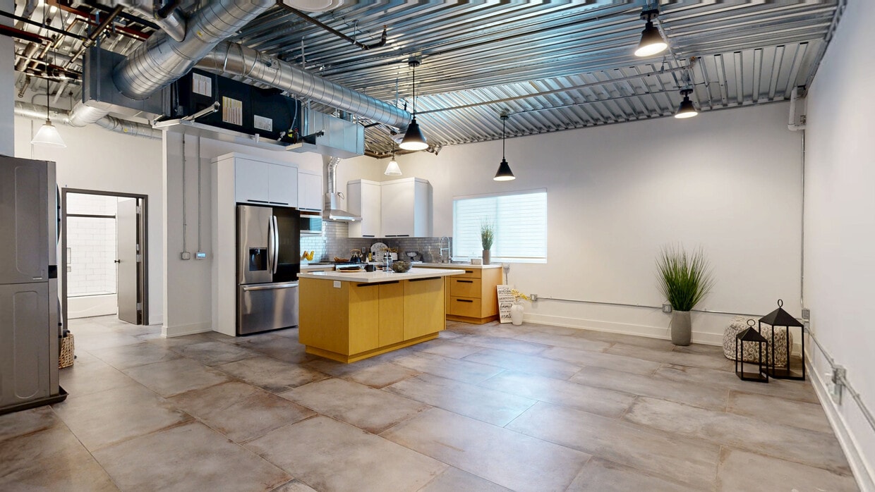 3D Tour - 605 Lofts