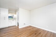 Photo - Summer Hill Apartments