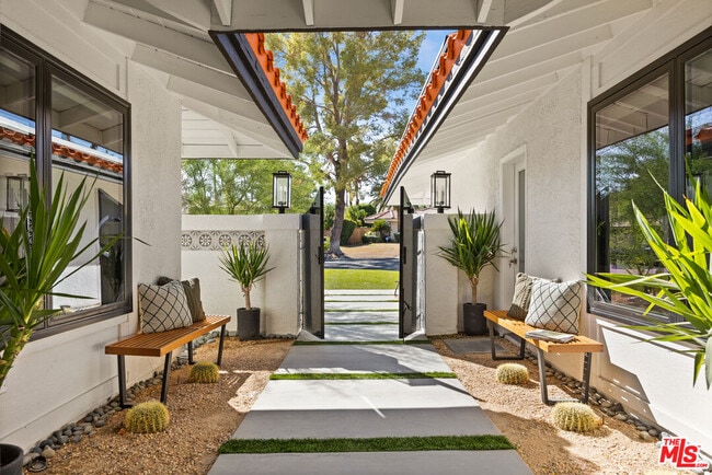 Photo - 72870 Deer Grass Dr