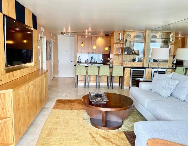 Photo - 1830 Avenida del Mundo Unit Coronado Condo