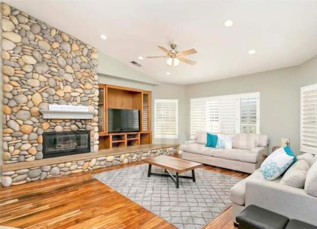 Photo - 15535 Hawksbury Ln