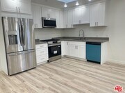 Photo - 2025 Ocean Park Blvd Unit B