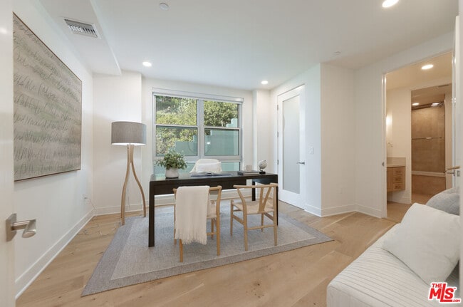 Photo - 17325 Castellammare Dr Unit 401