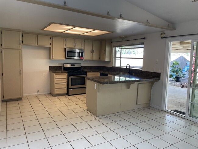 Photo - 13036 Sunbird Dr