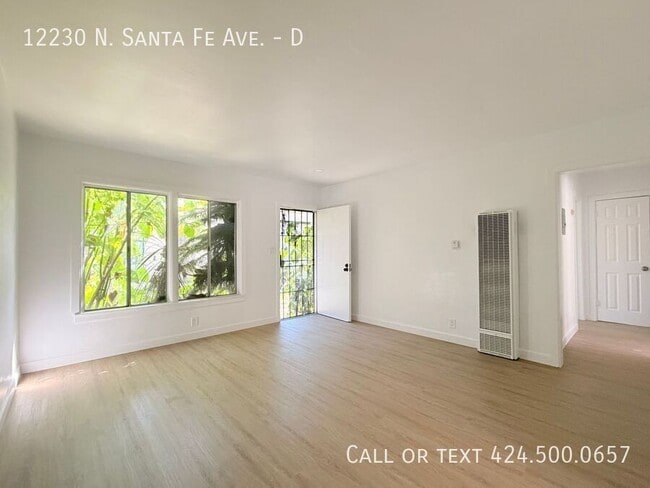 Building Photo - 12230 N Santa Fe Ave Unit D