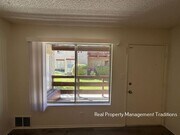 Photo - 3 + 2 Condo West Lancaster