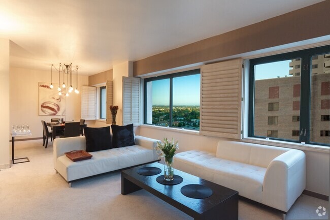 Building Photo - 10520 Wilshire Blvd Unit #1207 Rental