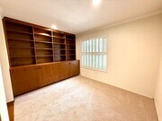 Photo - 3 Bedroom Home (PLUS OFFICE SPACE!!) in De...