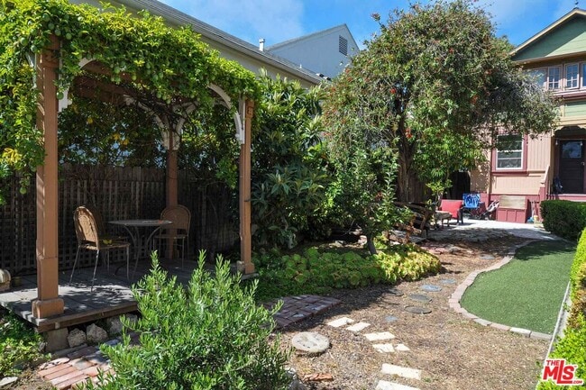 Photo - 2315 2nd St Unit A