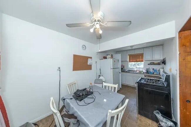 Photo - 17855 Arrow Blvd