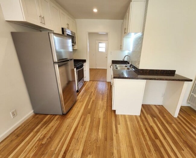 Photo - 12219 Ocean Park Blvd Unit 12219