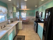 Photo - 455 Soares Ave