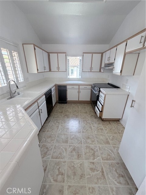 Photo - 56 Corsica Dr