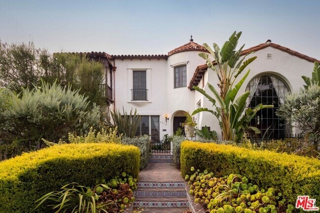 Building Photo - 4918 Angeles Vista Blvd Rental