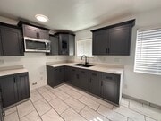 Photo - Beautiful 2 Bed 2 Bath duplex in Ontario