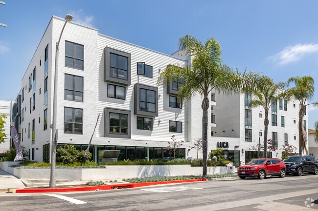 LUCA Co-Living - Room for Rent in Los Angeles, CA