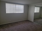 Master Bedroom - 144 S Catalina Ave