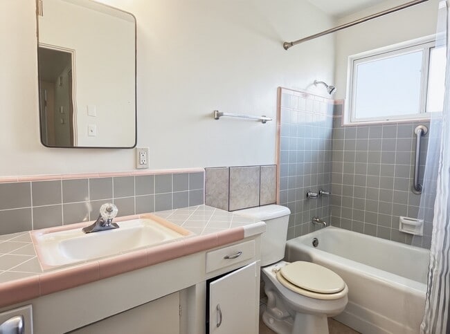 Photo - 66673 3rd St