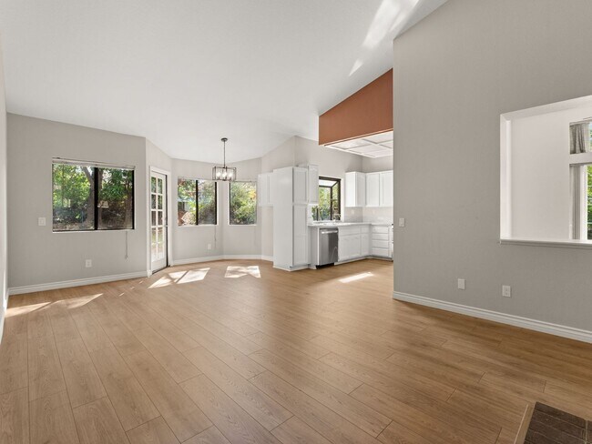 Photo - 5911 Rio Valle Dr