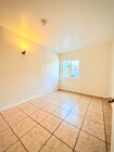 Photo - 663 Cadman St