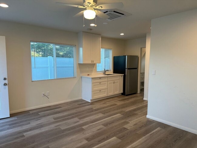 Photo - EGAN STREET TRIPLEX Unit 3430