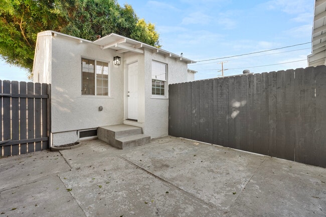 Photo - 5502 Linden Ave