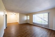 Photo - Sleepy Hollow Apartments