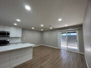 Photo - 5 Rooms (4BR + Den)