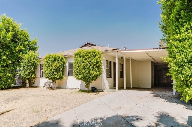 Building Photo - 9652 Rincon Ave