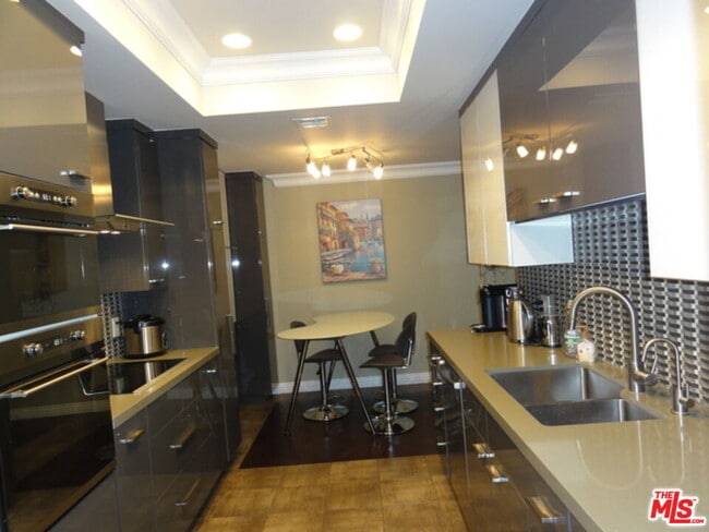 Photo - 1880 Veteran Ave Unit 107