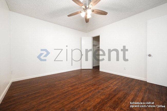 Photo - 15 Connoley Cir