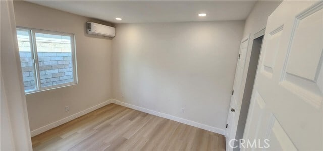 Photo - 3168 Sanchez St N