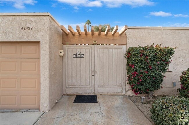 Photo - 43223 Lacovia Dr