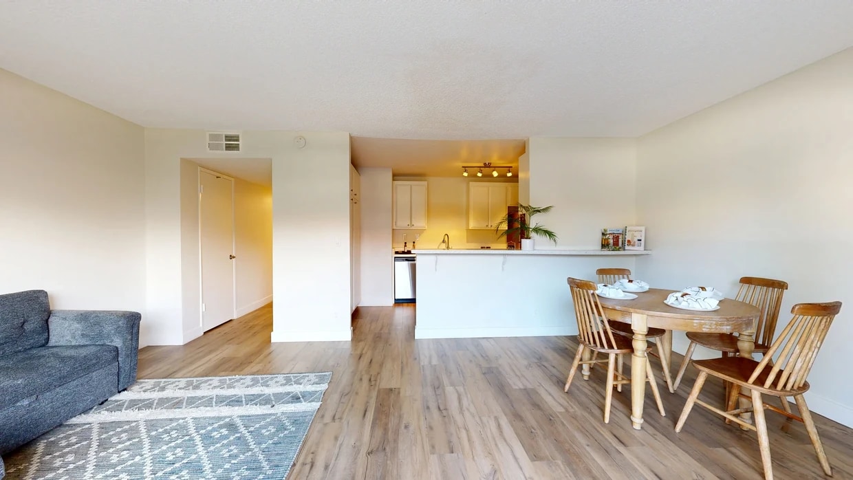3D Tour - Casa Del Sol Apartments