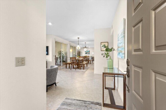 Photo - 55566 Southern Hill