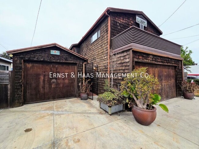 Building Photo - 1330 Ximeno Ave Rental