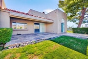 Photo - 124 Lakeshore Dr