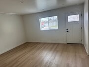 Photo - 1904 W 153rd St