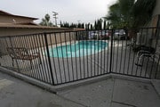 Photo - Riverside Ave Apts