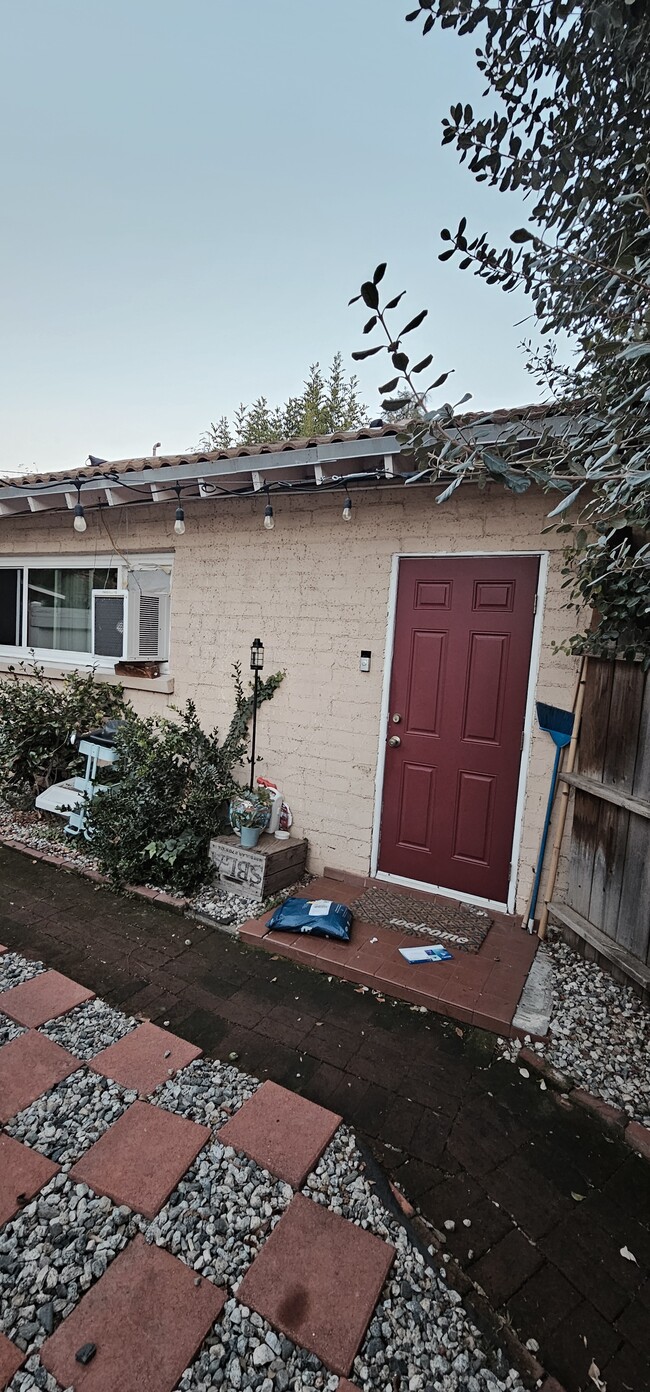 Building Photo - 8759 Shoshone Ave