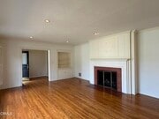 Photo - 2790 Gainsborough Dr