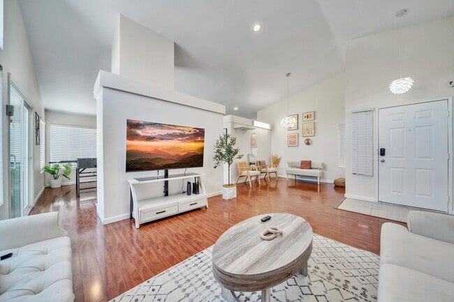 Photo - 80472 Suncastle Rd