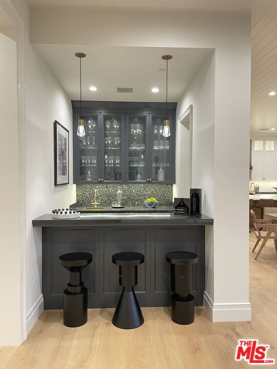 Photo - 12730 Hanover St