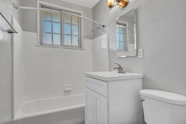 Photo - 13804 Moorpark St Unit 13808  A