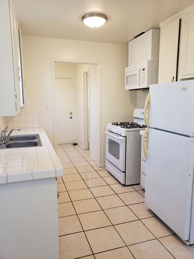 Photo - Vintage duplex near La Mesa Village + base...