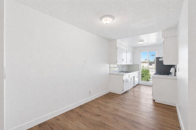 Photo - 6828 Fulton Ave Unit 7