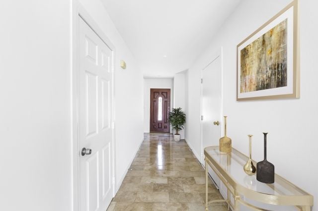 Photo - 3426 Bellevue Ave