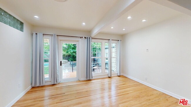 Photo - 19022 Sylvan St