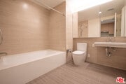 Photo - 877 Francisco St Unit 1625