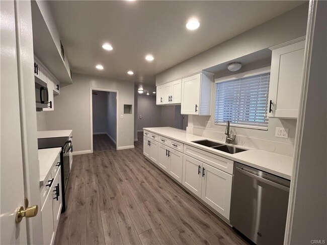 Photo - 26575 McCall Blvd